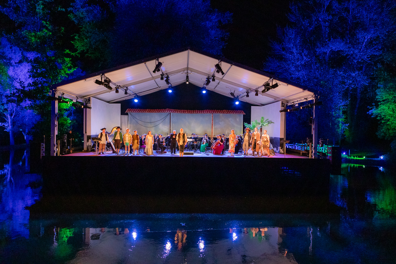 Offenbach’s Robinson Crusoe, West Green Opera